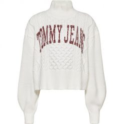 Tommy_Jeans_DW0DW14273_YBL_Crop_College_Cable_Sweater